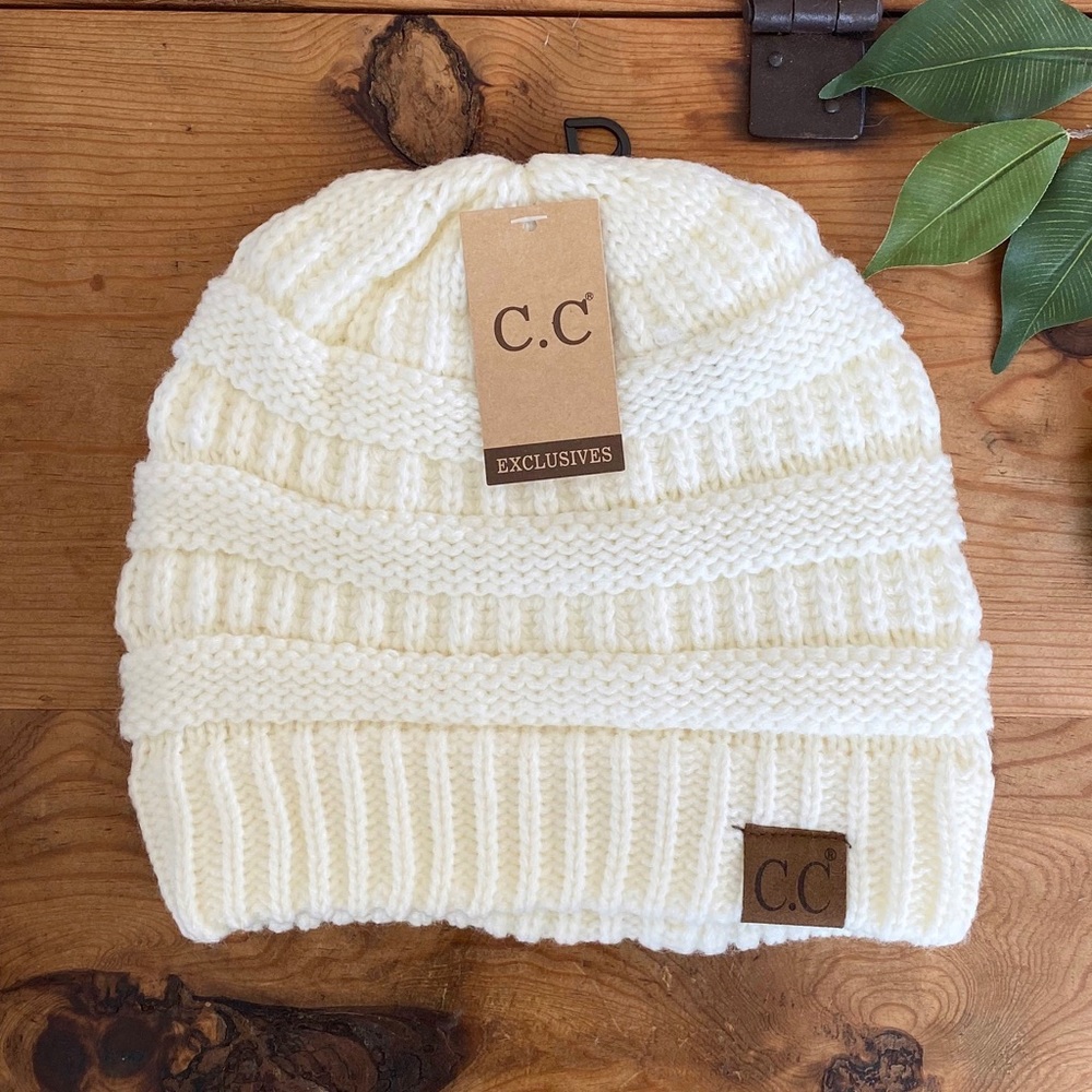 💓 Ivory CC Beanie